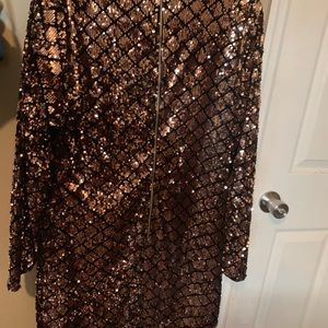 Sequence gold & black long sleeve dress